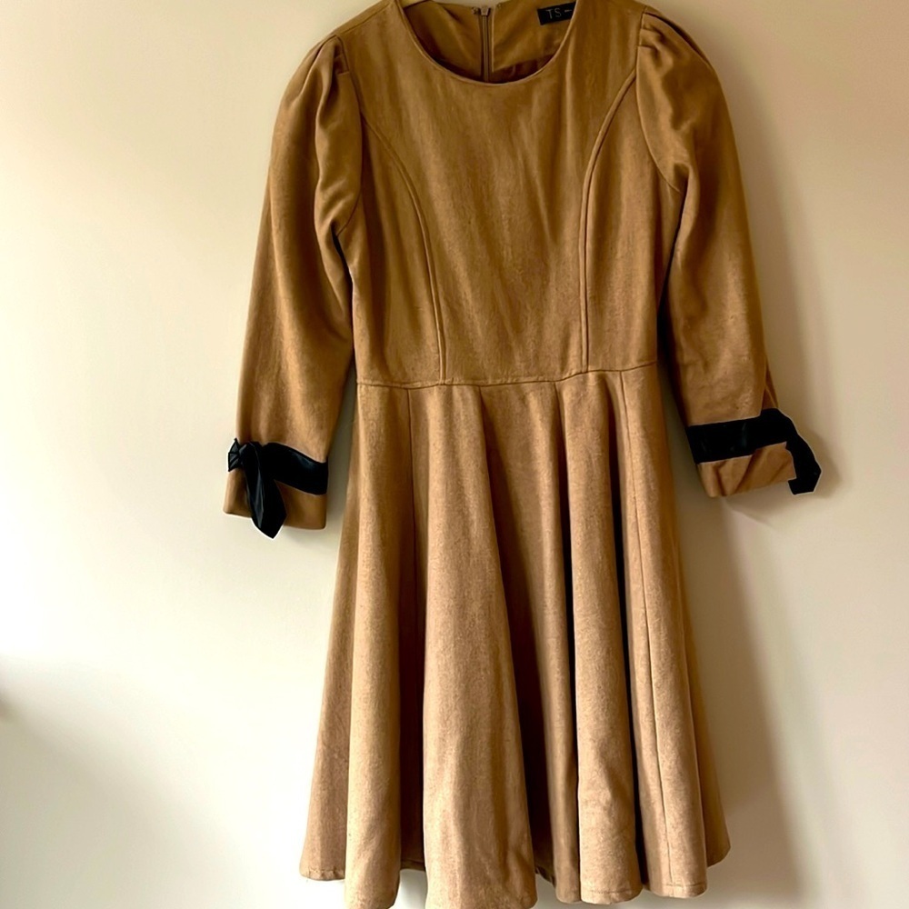 EUC Vintage TS Three Seasons Wool Blend Camel Dress size S​​​​​​